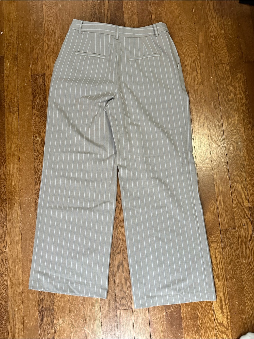 LOFT Versa Double Pleat Relaxed Straight Pants - Picture 5 of 6